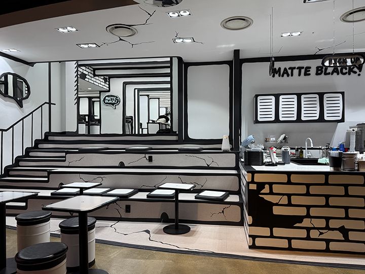 カフェ「MATTE BLACK(マットブラック)」