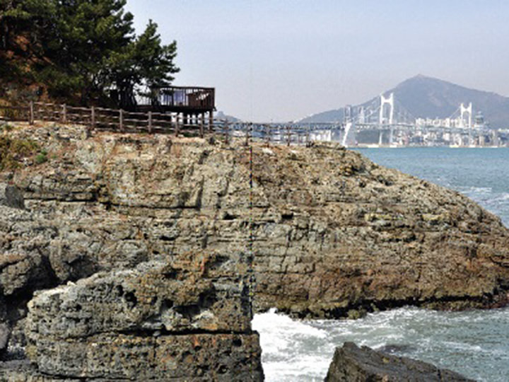 ※写真提供：釜山国家地質公園