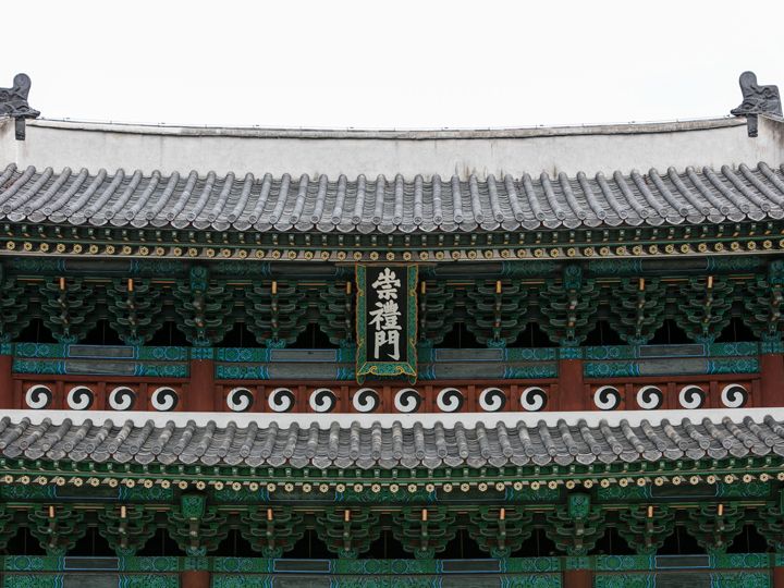 復元された扁額