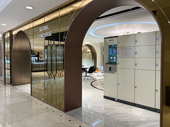 外国人専用の「グローバル・コンシェルジュ」コインロッカーも(地下1階)