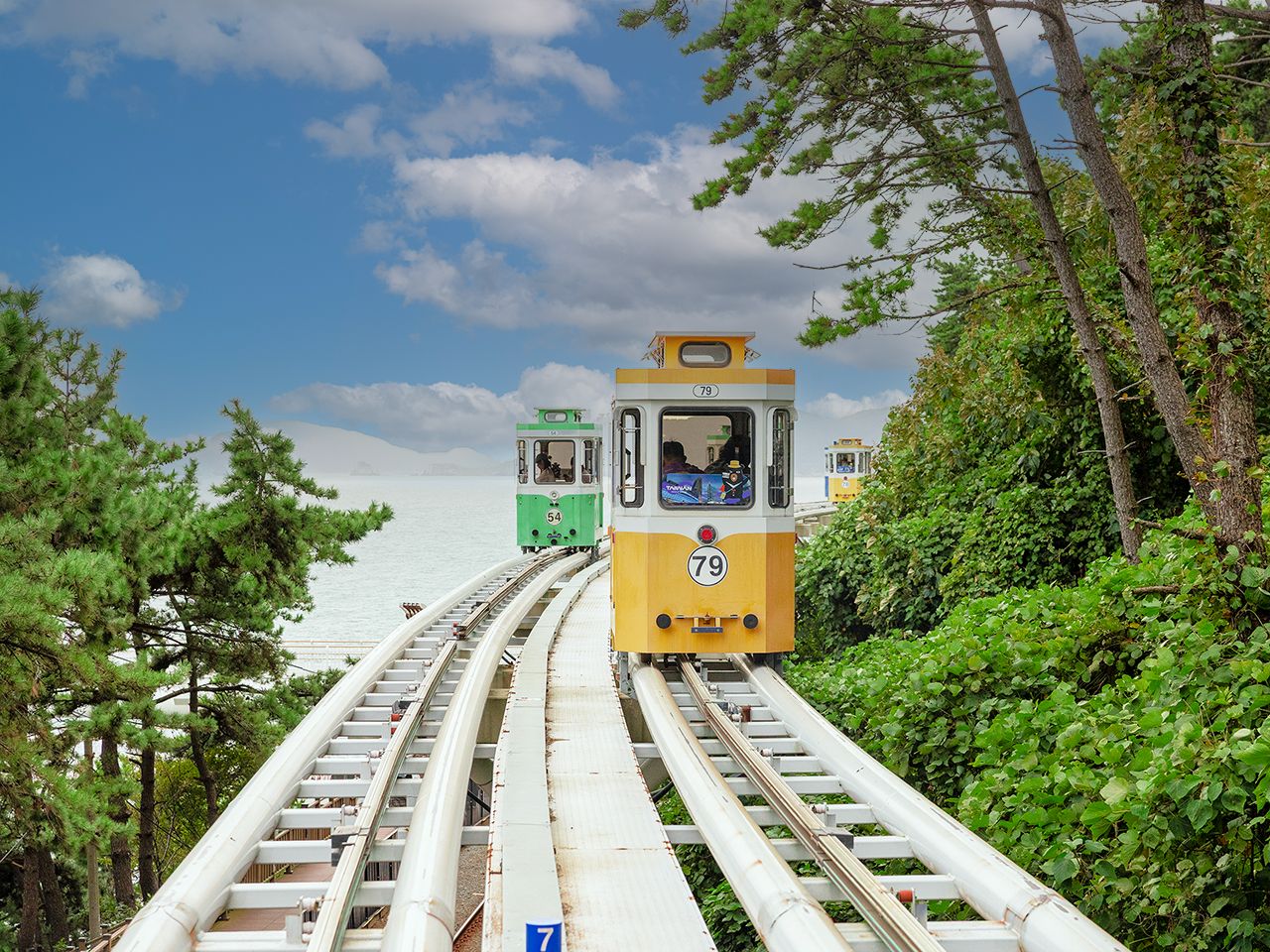 海雲台ブルーラインパーク(スカイカプセル・海岸列車)｜海雲台(釜山)の
