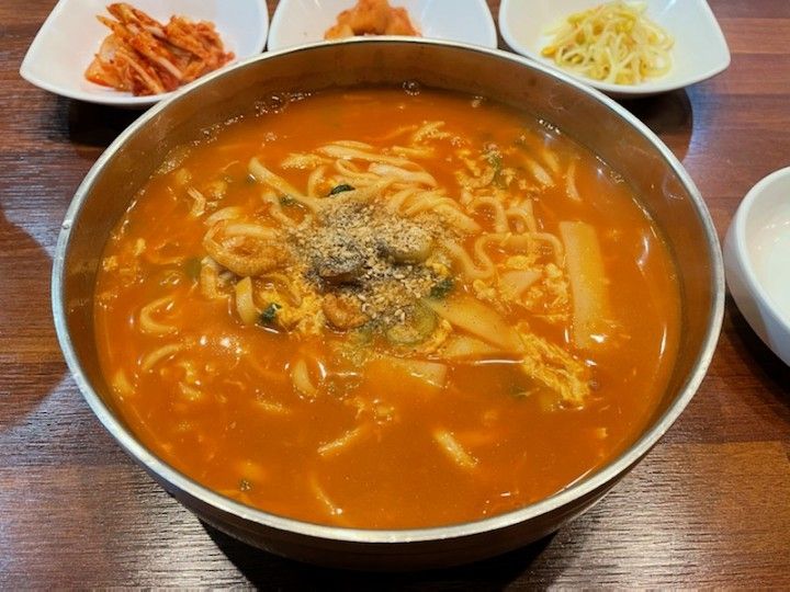 ジャンカルグクス(例)