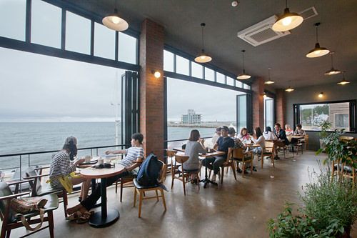 海辺のカフェ(例)