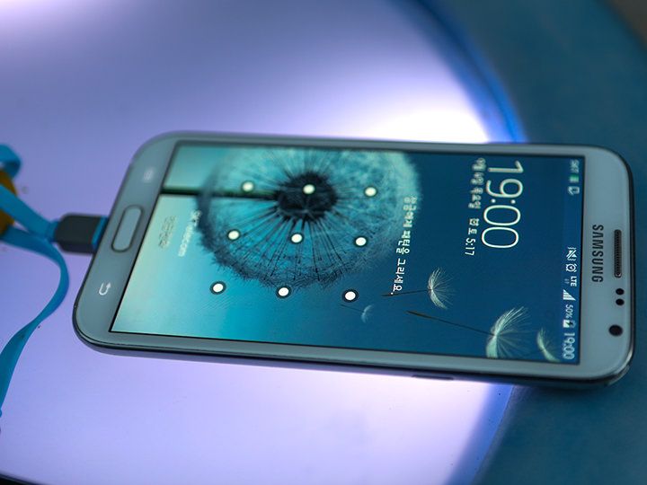 スマホのほとんどがグローバル対応