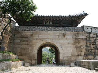 北小門こと「彰義門(チャンイムン)」
