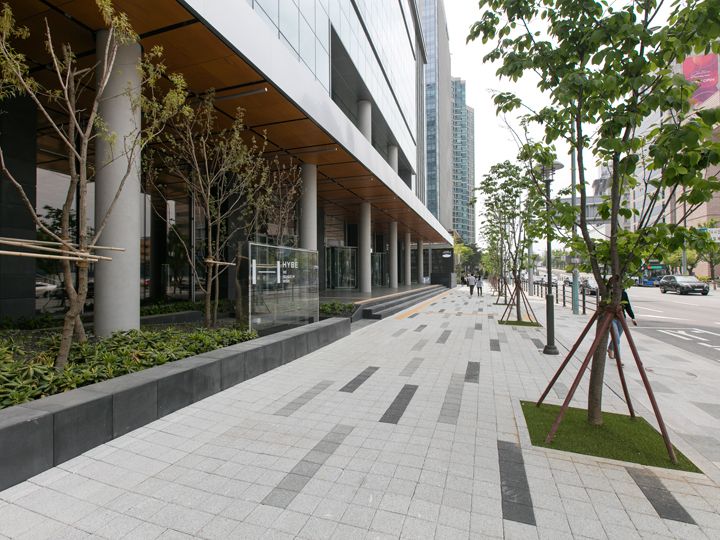 Hybe Insight 梨泰院 龍山 ソウル の観光スポット 韓国旅行 コネスト