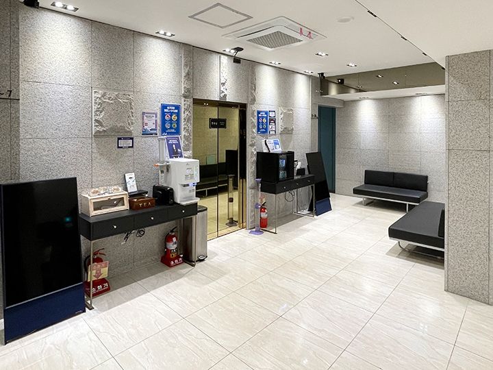 レーザーセンター待機室(6階)