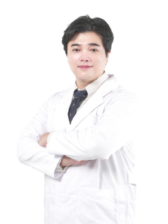 ハン・ジェヒョン院長
・順天郷大学 医学部 卒業
・国立中央医療院 インターン修了
・乙支大学病院 専攻医 修了
・前)イソジン医院皮膚科 院長
・前)モアマン医院 院長
・大韓家庭医学科(KAFM) 正会員
・大韓レーザー皮膚毛髪学会
・大韓レーザー皮膚毛髪学会(KALDAT) 正会員
・大韓肥満美容学会(KOAT) 正会員
・大韓毛髪移植学会(KSHRS) 会員