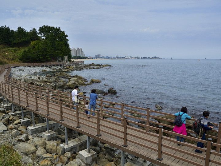 外瓮峙海水浴場｜束草・雪岳山(江原道)の観光スポット｜韓国旅行