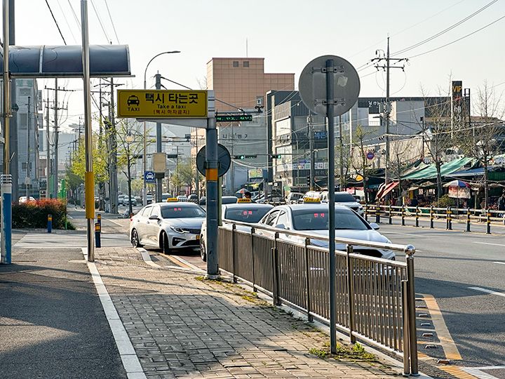 タクシー乗り場