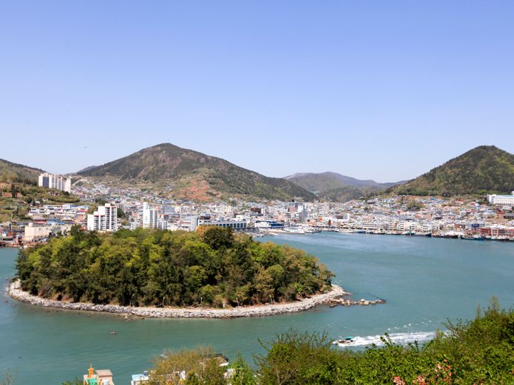 ※突山公園から眺める麗水港の景色