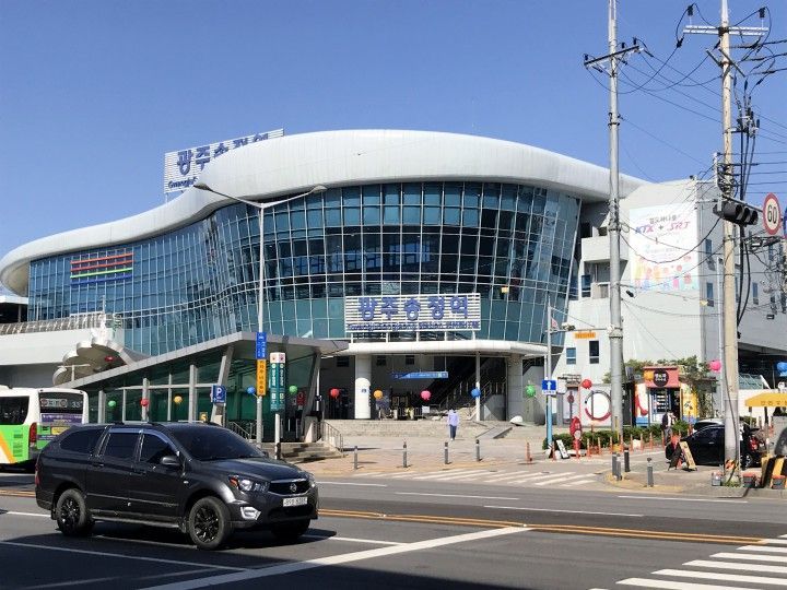 光州松汀(クァンジュ・ソンジョン)駅から地下鉄に乗り換えれば、光州観光も手軽に!