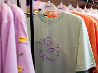 Tシャツ