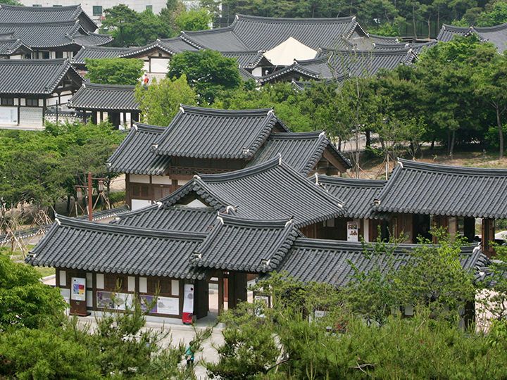 南山コル韓屋村