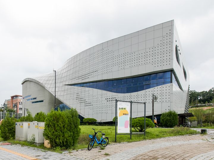 図書館外観