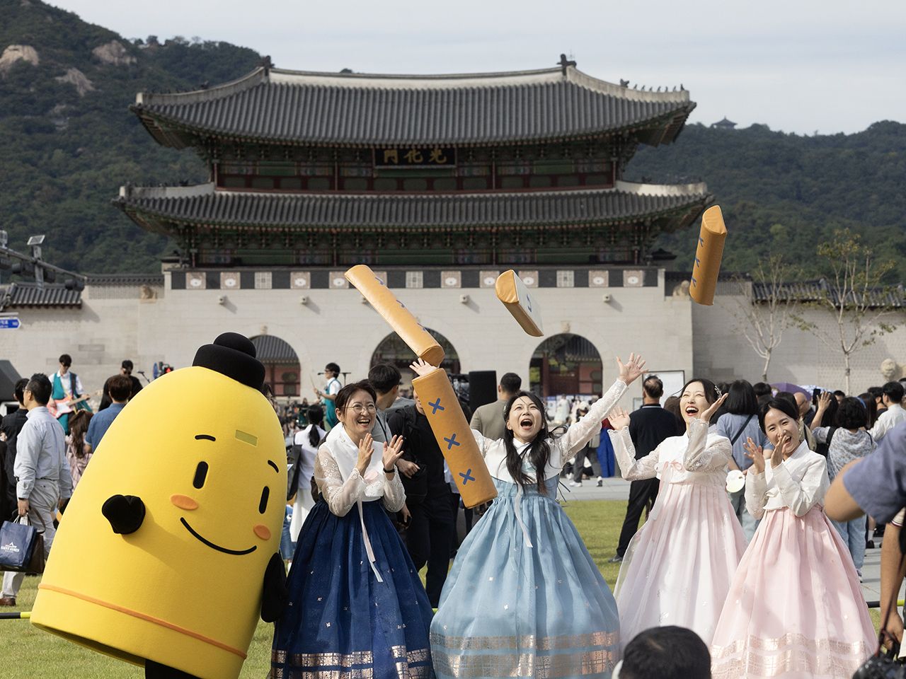 鐘路 韓服(チマチョゴリ)祭り 2026｜韓国旅行「コネスト」