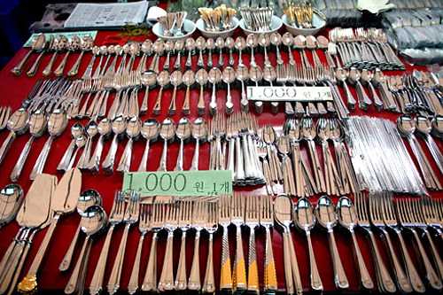 日用雑貨もいろいろ。