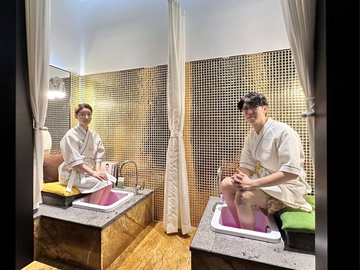 カップルでフットスパ