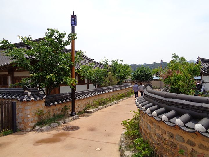 慶州の韓屋村「慶州校村マウル」へもご案内