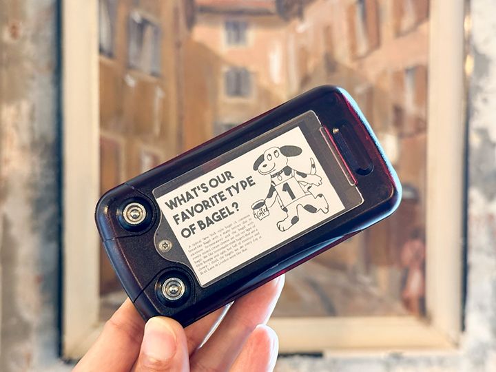 会計後、受け取りまでに渡される振動ベル