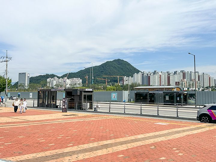 市内バス乗り場