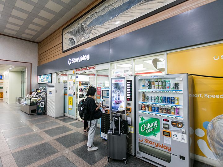 コンビニエンスストア