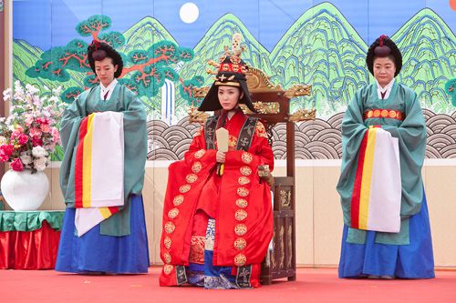 朝鮮王室の女性婚礼服展｜韓国旅行「コネスト」