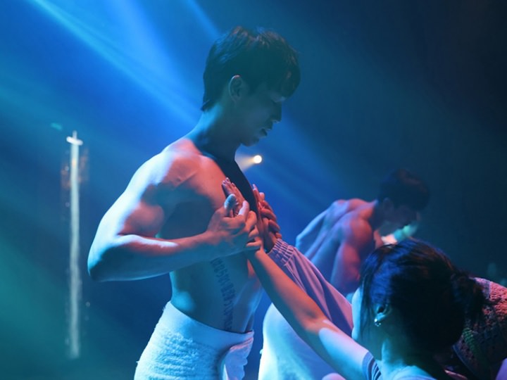 チャーミングだけど際どいシーンにドキドキ…!