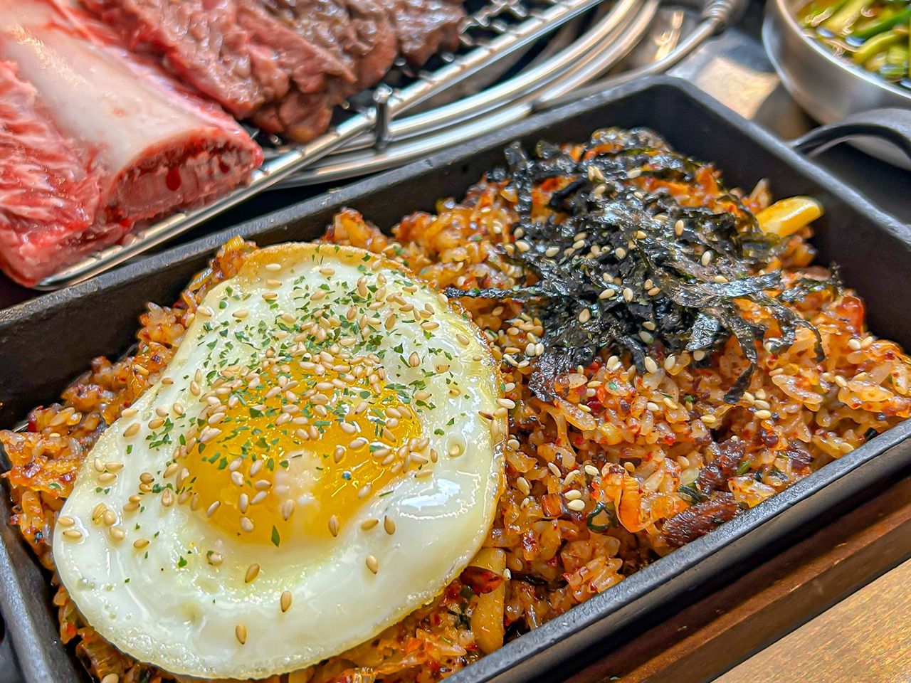 キムチ入りの「焼き飯」
10,000ウォン