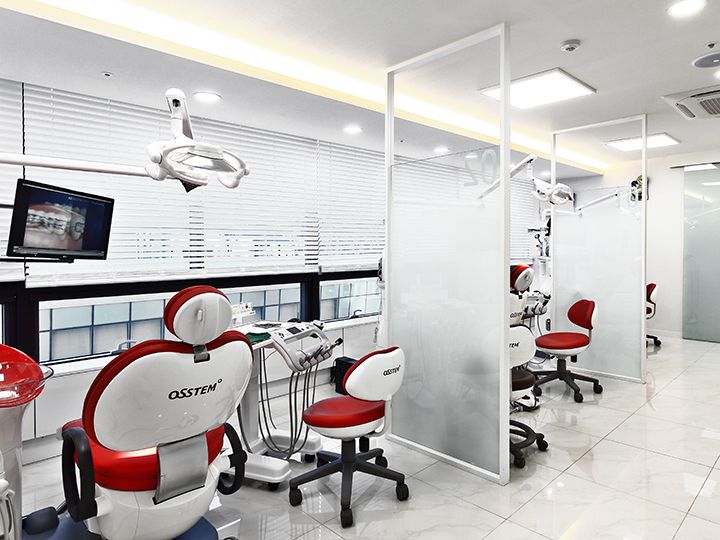 診療室(矯正科)