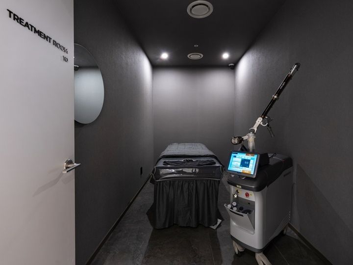 プランエスクリニック　MEDIHEAL MEDIHEAL Madecassoside Moisture Sun Serum50g SPF50+ PA++++