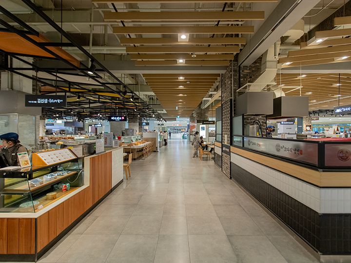 百貨店地下食品コーナー(デパ地下)