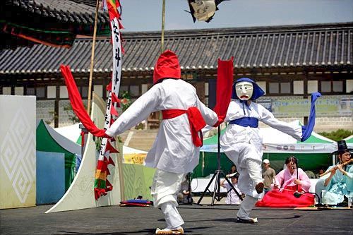 韓国の端午 タノ 名節 旧正月 秋夕 韓国文化と生活 韓国旅行 コネスト 韓国の端午 タノ 名節 旧正月 秋夕 韓国文化と生活 韓国旅行 コネスト