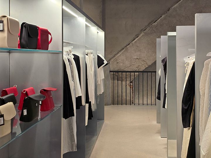 レディース中心