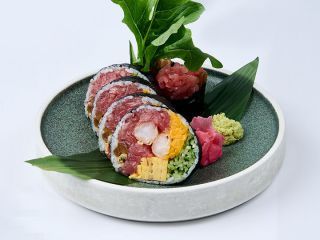 太巻き ※写真提供：ジンジャッカキ