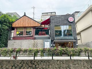 2023年に移転した最新店舗の様子