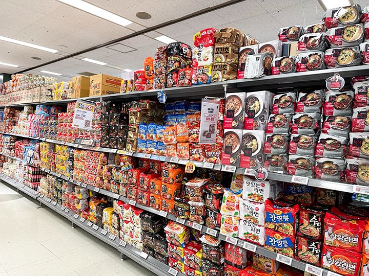 インスタント麺コーナー