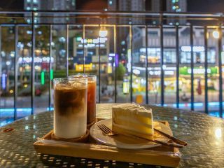 カフェ「DEEP BLACK」 ※2024年11月閉店