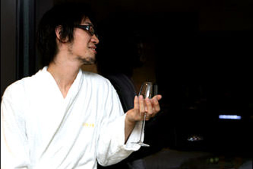 風呂あがりに夜景を楽しむ