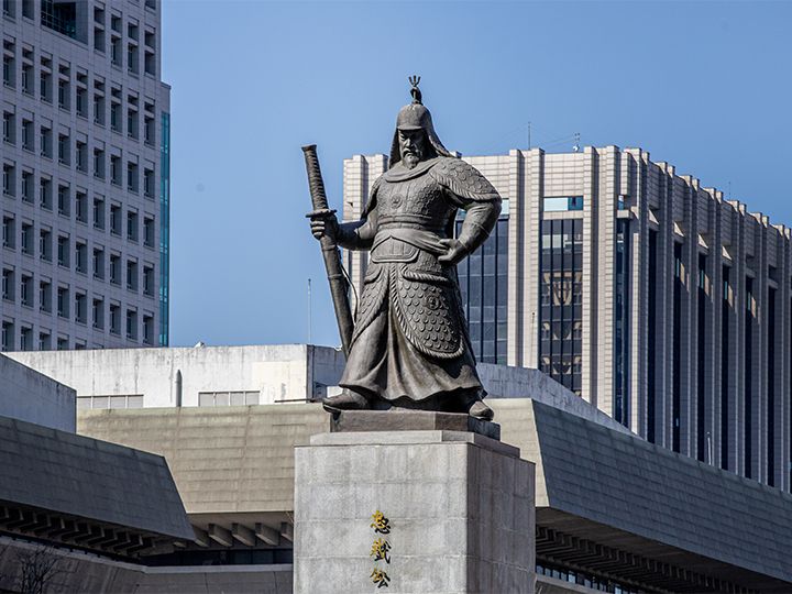 世宗物語・忠武公物語｜市庁・光化門(ソウル)の観光スポット｜韓国旅行