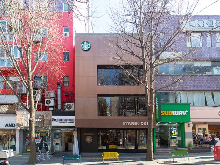 いいスタイル STARBUCKS韓国1号店梨大R限定パスポートケース