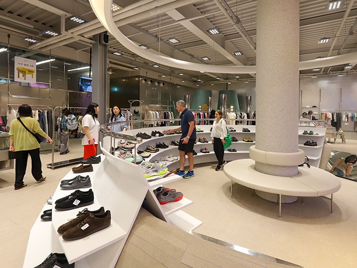 EQL GROVE(聖水店)｜聖水洞・ソウルの森(ソウル)のショッピング店