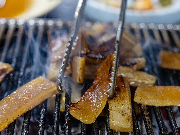 転がすように焼いていく