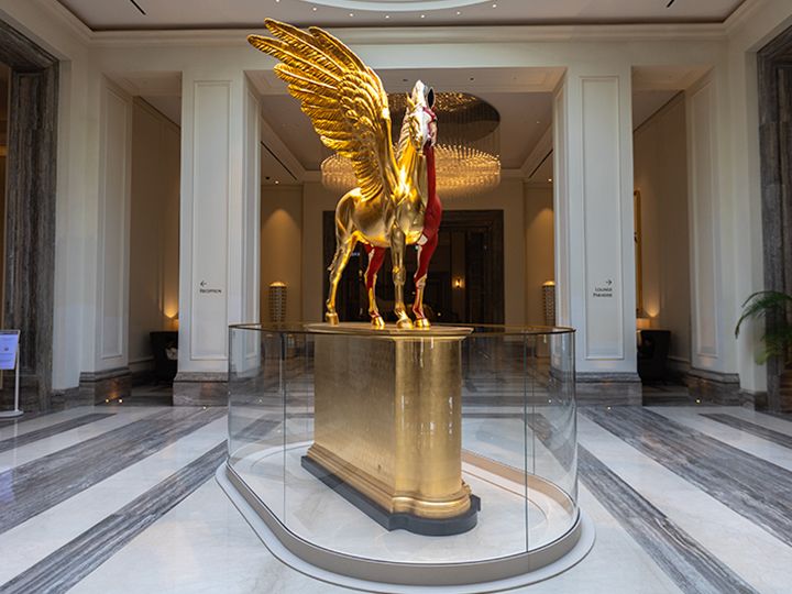 「GOLDEN LEGEND」(ダミアン・ハースト作)