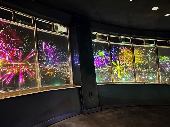 花火のマッピングショー
※写真提供:釜山タワー