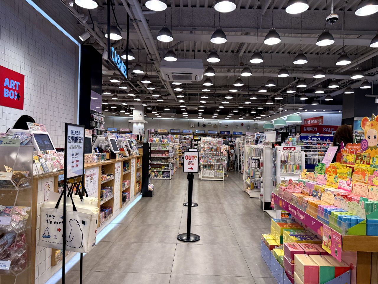 ARTBOX 釜山光復1号店｜南浦洞(チャガルチ市場)(釜山)のショッピング