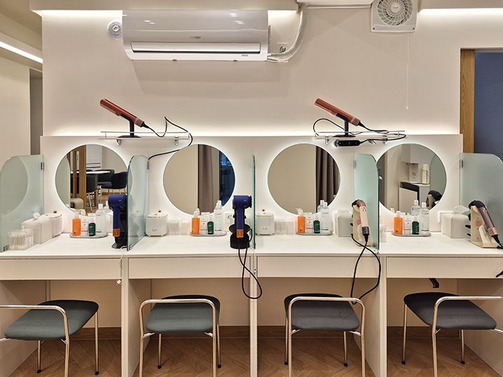 パウダールーム