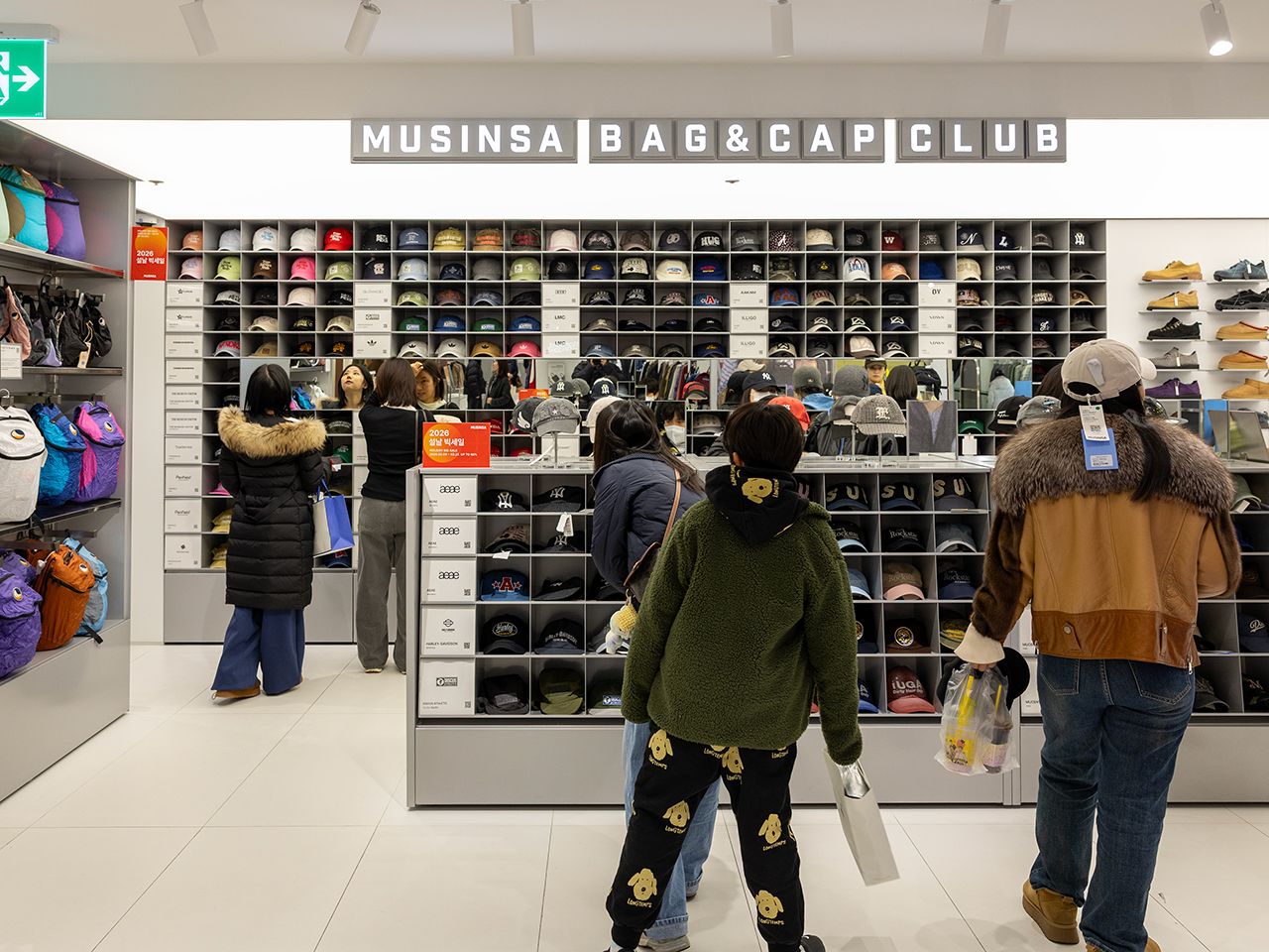 MUSINSA MEGASTORE 龍山｜龍山・孔徳(ソウル)のショッピング店｜韓国 