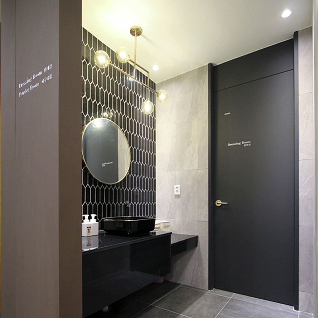 パウダールーム