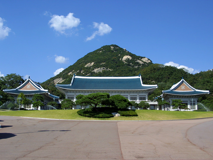旧・大統領府「青瓦台(チョンワデ)」
※2022年5月から一般市民に開放